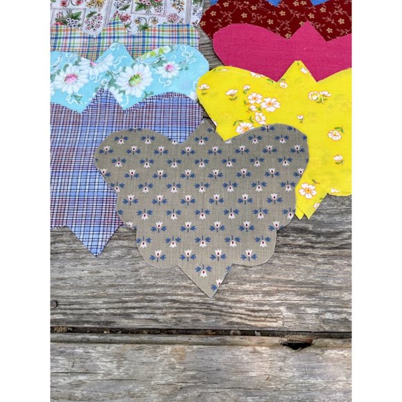 Vintage 1950s Lot of 70 Butterfly quilt Blocks Floral, plaid, Chambray - Picture 4 of 14
